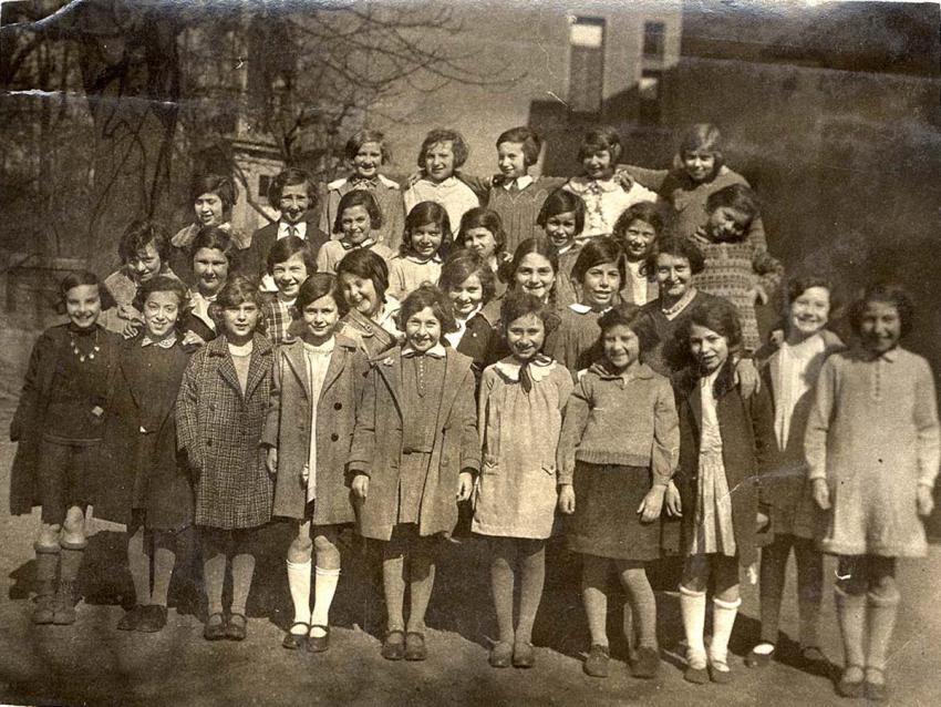 Frankfurt, Germany, 1931, Jewish Schoolgirls